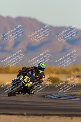 media/Jan-21-2023-CVMA (Sat) [[b9eef8ba1f]]/Race 12 Amateur Supersport Open/